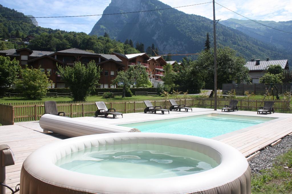 Residence Chalet Des Granges Samoëns Eksteriør bilde